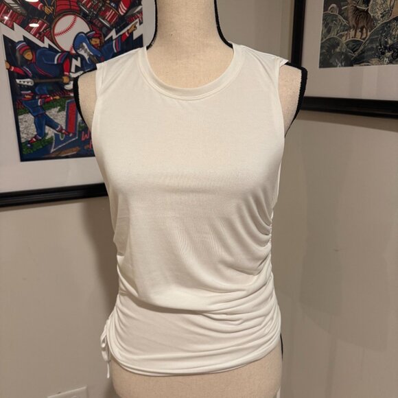 Alice + Olivia - CHRISSY CREWNECK RUCHED CROP TOP - size L - Picture 3 of 4